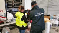 &bdquo;Podr&oacute;bki w naczepie. Mazowiecka KAS zatrzymała odzież wartą 4 mln zł