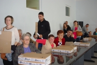 Rozdanie II tury komputer&oacute;w w ramach realizowanego przez powiat przysuski projektu internetowego.