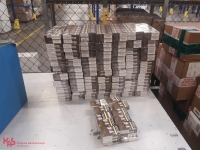 Papierosy w meblach kuchennych z Dubaju